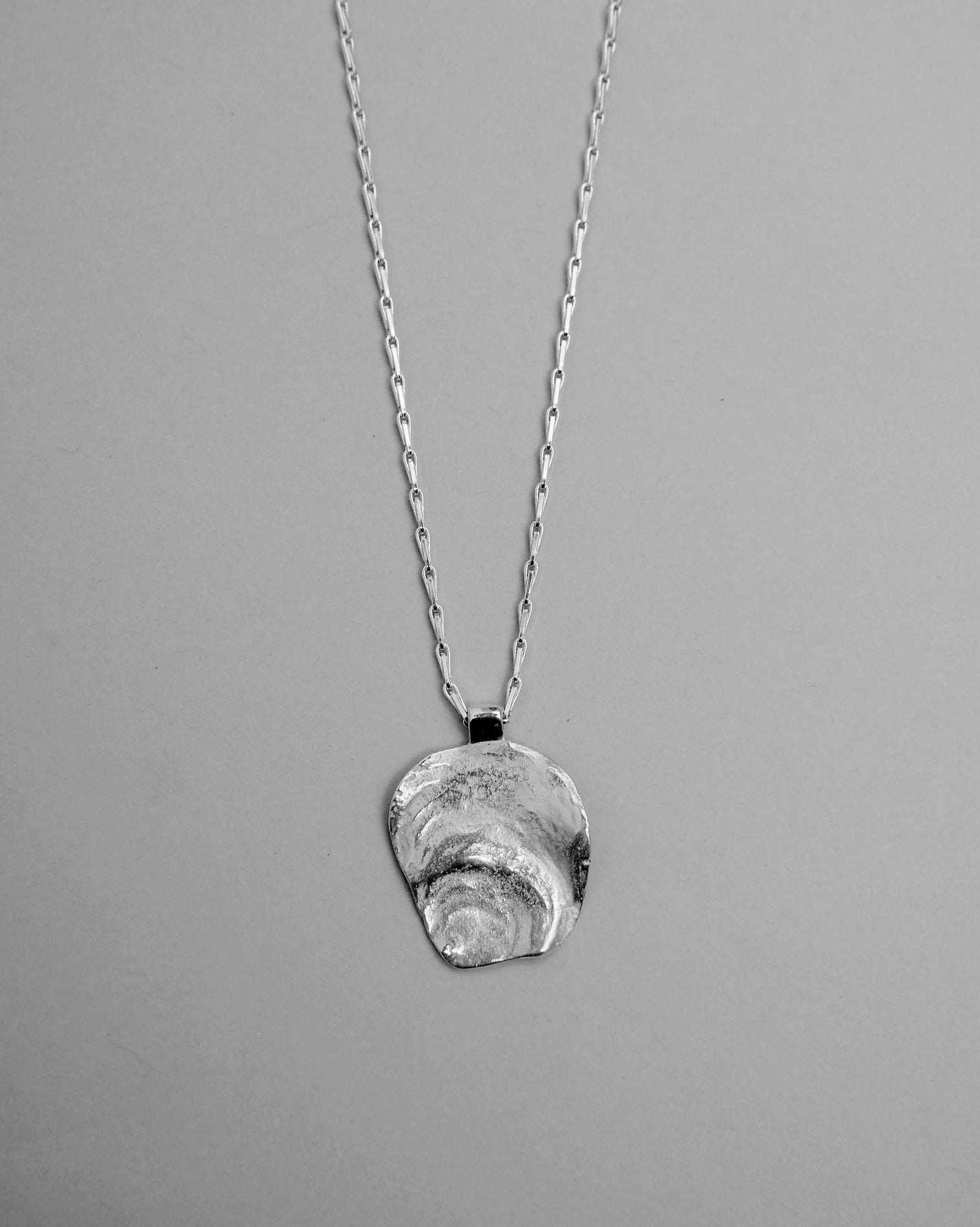 BIG SHELL NECKLACE-STERLING SILVER