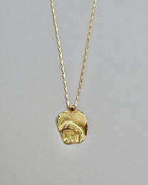 BIG SHELL NECKLACE WITH DIAMONDS