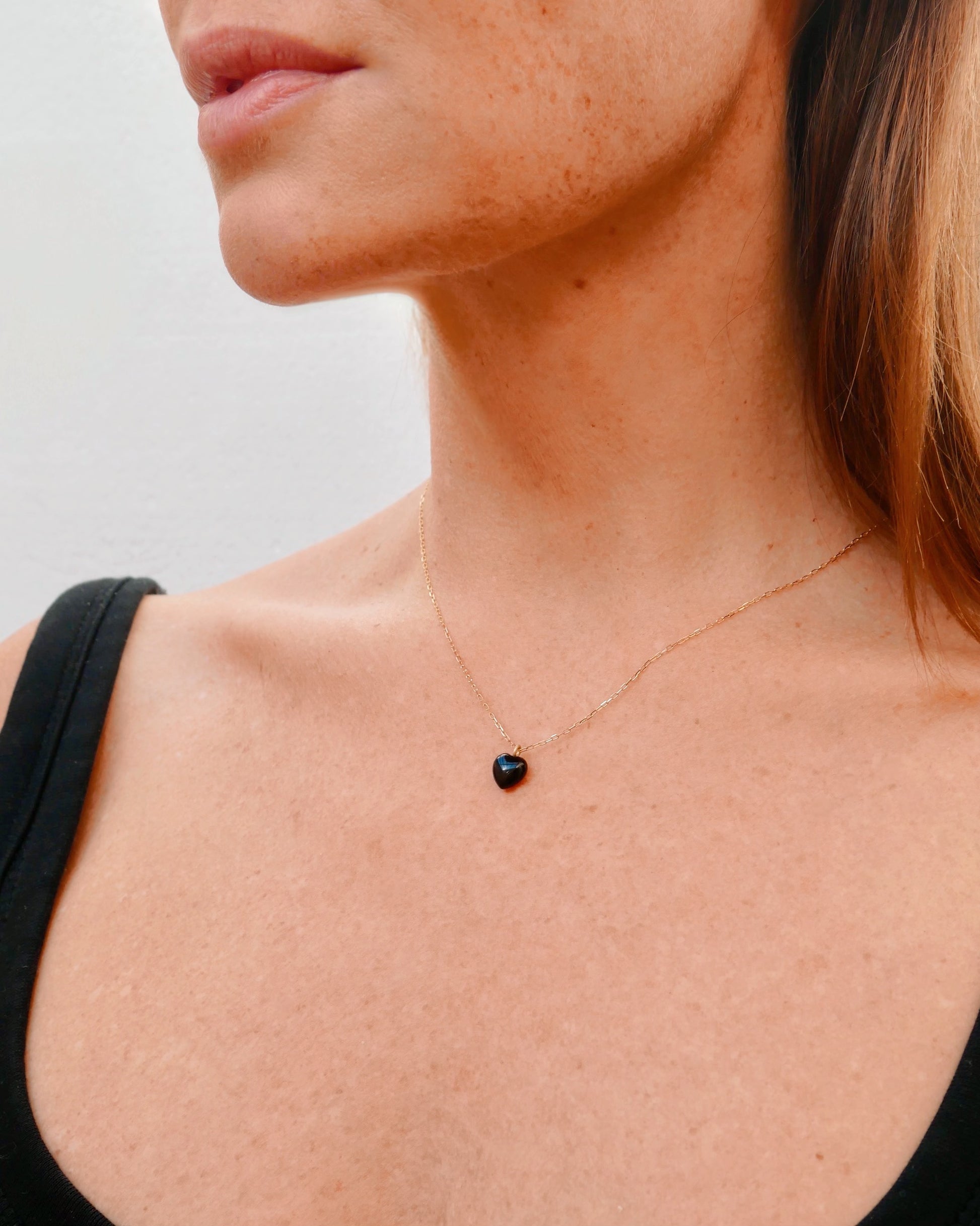 BLACK ONYX HEART-MIDI