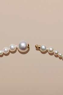 NAOS PEARLS NECKLACE