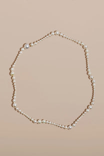 VELA WHITE PEARLS NECKLACE
